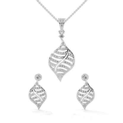 Senco Leaf Diamond Pendant